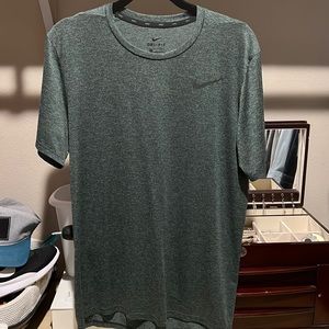 Nike Dri-fit size medium